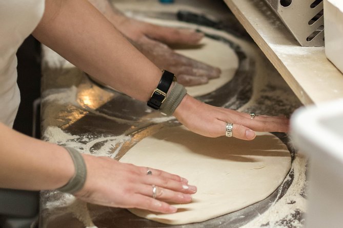 Toss, Bake, Cheers! - Sorrento Pizza Making Class with Wine - Key highlights at a glance