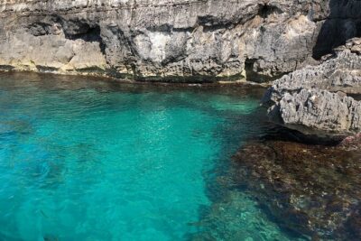 Tour 3h and half visit of all the caves, bathroom stop and aperitif - The Grotta Approach: Close-Up Photos and Clear Sea Stories