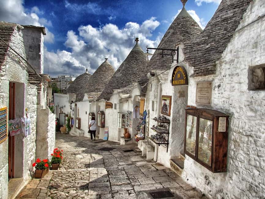 Tour di Alberobello e Matera in bus privato da Bari - Why Alberobello and Matera fit together so well