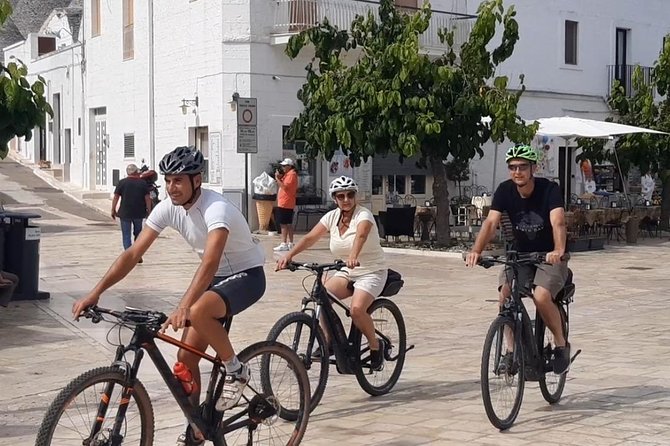 Tour Ebike Trulli Alberobello - Safety, Guide Style, and Comfort on Small-Group Rides