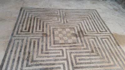 Tour in the ruins of Pompeii with an archaeologist - Stop 1: What You Get at Pompeii Archaeological Park