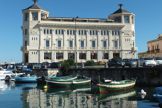 Tour of the island of Ortigia and exploration of sea caves with baths. - What to Bring (and Swim Smart from the Boat)