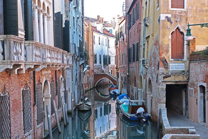 Tour of The Real Hidden Venice - Rialto Bridge without the stress: viewpoints to trade history