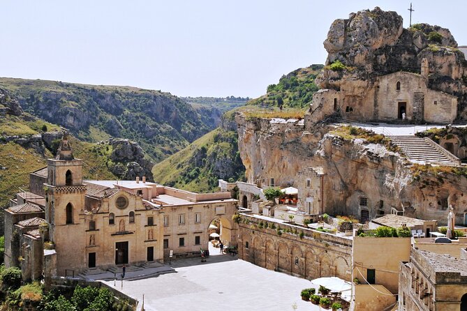 Tour of the Sassi - ancient Sasso Caveoso - Stop 1: Sassi di Matera viewpoints, ramps, and the Caveoso “roofline”