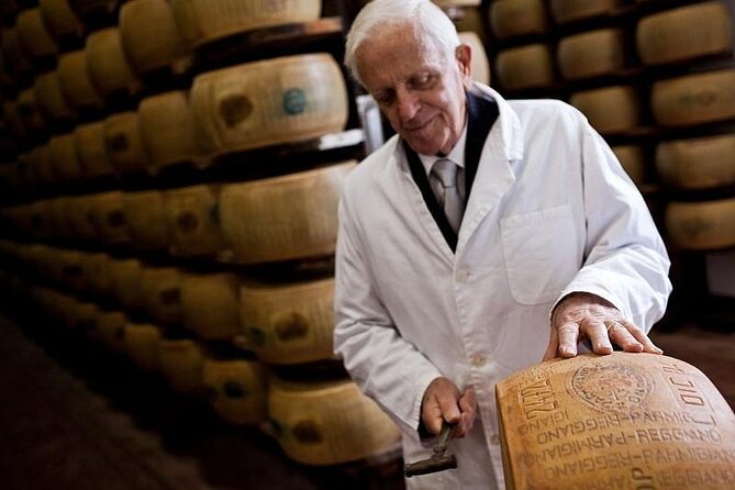 Tour Parmigiano Reggiano dairy and Parma ham - Key highlights you should care about