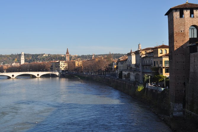 Tour to discover the Unique History of Verona, the City of Art - Starting at I Portoni della Bra: how the whole walk makes sense