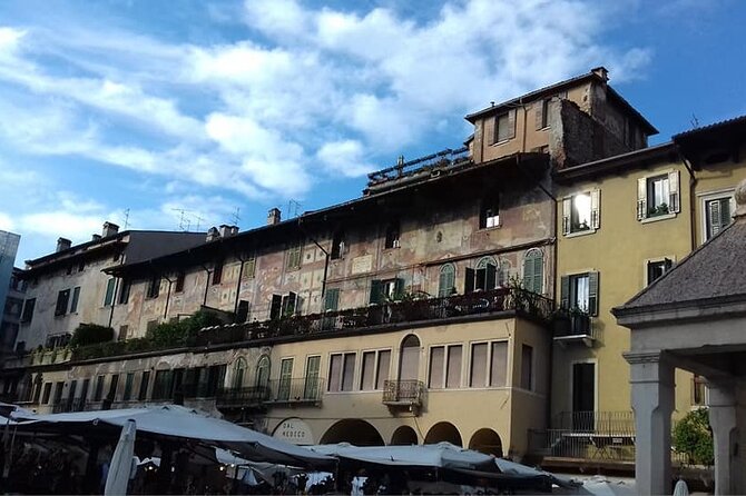 Tour to discover the Unique History of Verona, the City of Art - Arena di Verona: the famous monument with the overlooked backstory