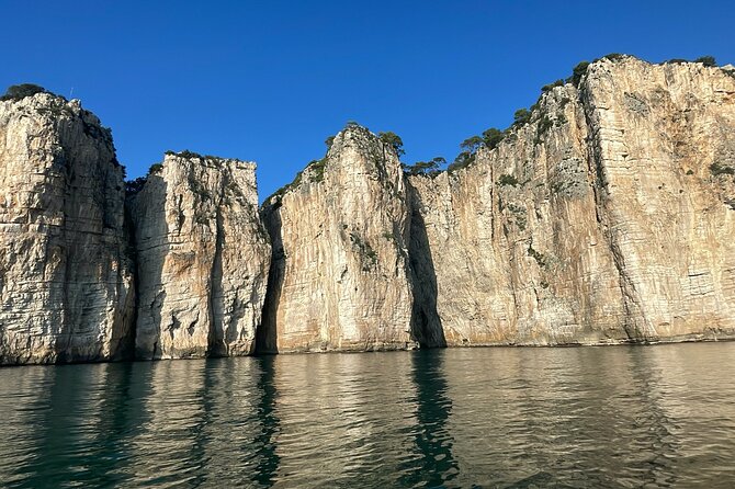 Tourist boat tour of the Gaeta peninsula - Who this tour suits best (and who should consider alternatives)