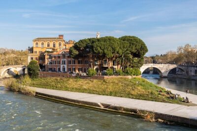 Trastevere and Rome's Jewish Ghetto Half-Day Walking Tour - Piazza Mattei and the Fontana delle Tartarughe: entering ghetto Rome with context
