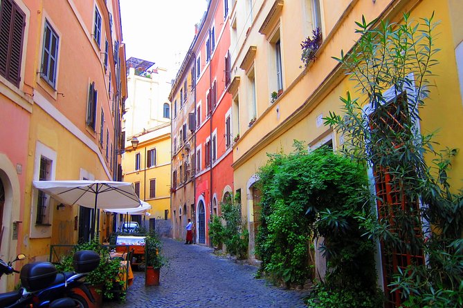 Trastevere and Rome's Jewish Ghetto Half-Day Walking Tour - Ponte Sisto and Piazza Farnese views: people-watching with a plan