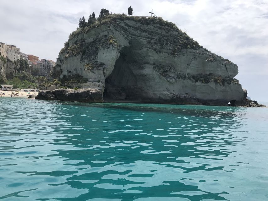 Tropea: Capo Vaticano Boat Trip with Snorkeling & Drink - Logistics that matter: meeting point, what to bring, and water-friendly prep