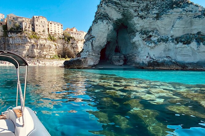 Tropea - Santa Domenica - Capo Vaticano - Stop 1: Spiaggia di Riaci (Your First Water Break)