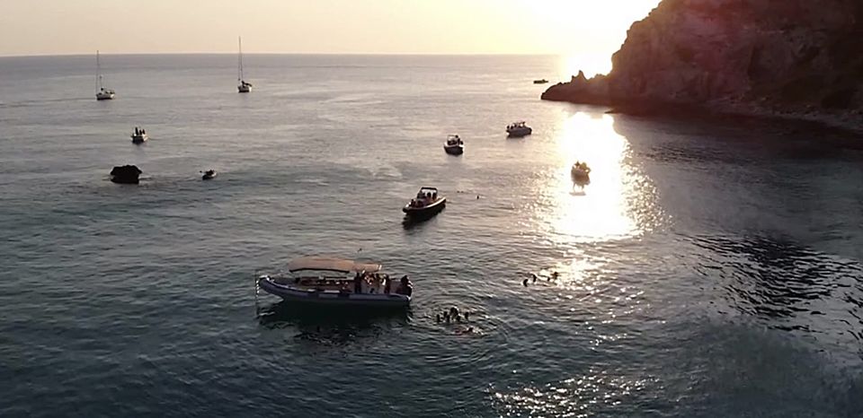 Tropea: Sunset Boat Tour to Capo Vaticano with Aperitif - Why Tropea to Capo Vaticano feels special when the sun drops