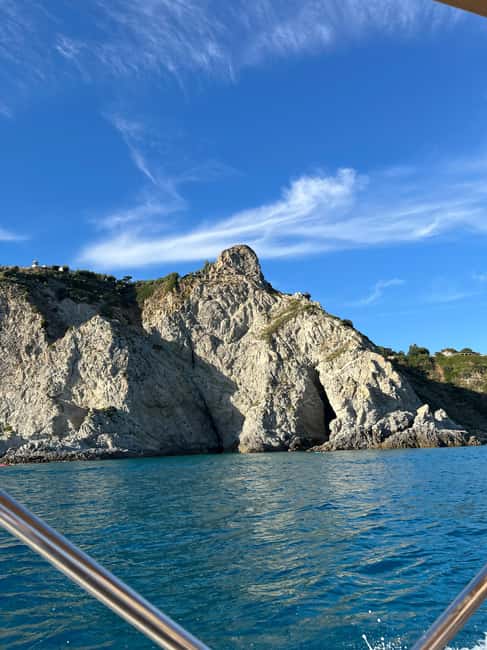 Tropea: tour in barca lungo la Costa degli Dei, snorkeling - Baia di Riaci and the Caves: Swimming-In Style Scenery