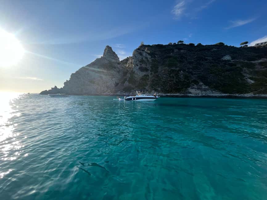 Tropea: tour in barca lungo la Costa degli Dei, snorkeling - SUP Board Time: A Bonus That Changes the Day