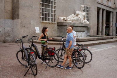 Turin: City Highlights Guided E-Bike Tour - Meeting at Ways Tours and getting rolling quickly