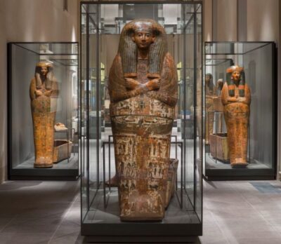 Turin: Egyptian Museum Small Group Skip-the-Line Guided Tour - Skip-the-Line entry and the small-group advantage (max 9)