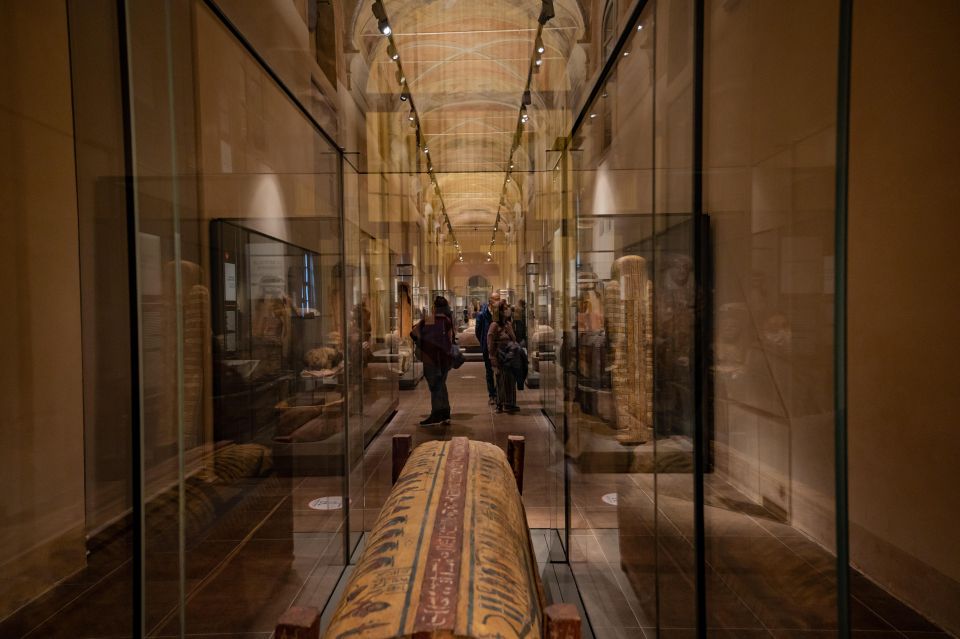 Turin: Egyptian Museum Small Group Skip-the-Line Guided Tour - Sarcophagi, statues, furniture, and the “small stuff” that matters