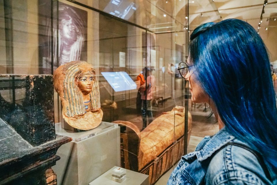 Turin: Egyptian Museum Tour with Skip-the-Line Entry - The guided 2 hours: how your museum walk stays focused