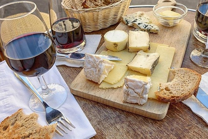 Turin Gourmet Tour: A Premium Tasting Experience by Do Eat Better - A four-stop tasting dinner in central Turin (with actual room to breathe)