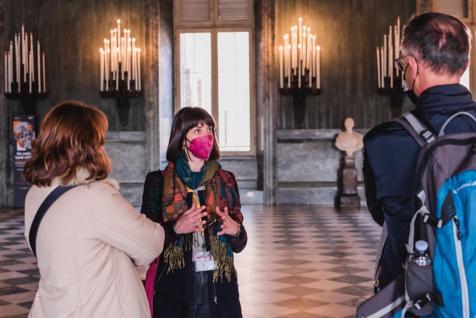 Turin: Savoy Royal Palace Small Group Guided Tour - The palace story from the 1500s to 1946 republic