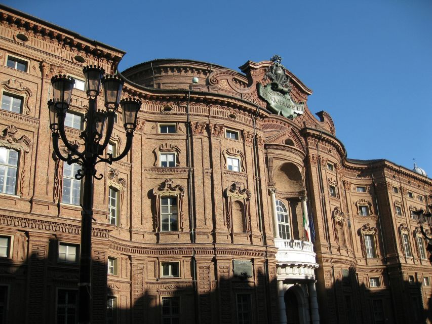 Turin: Small-Group Walking Tour of Top City Highlights - Piazza C.L.N. meetup: finding your guide fast