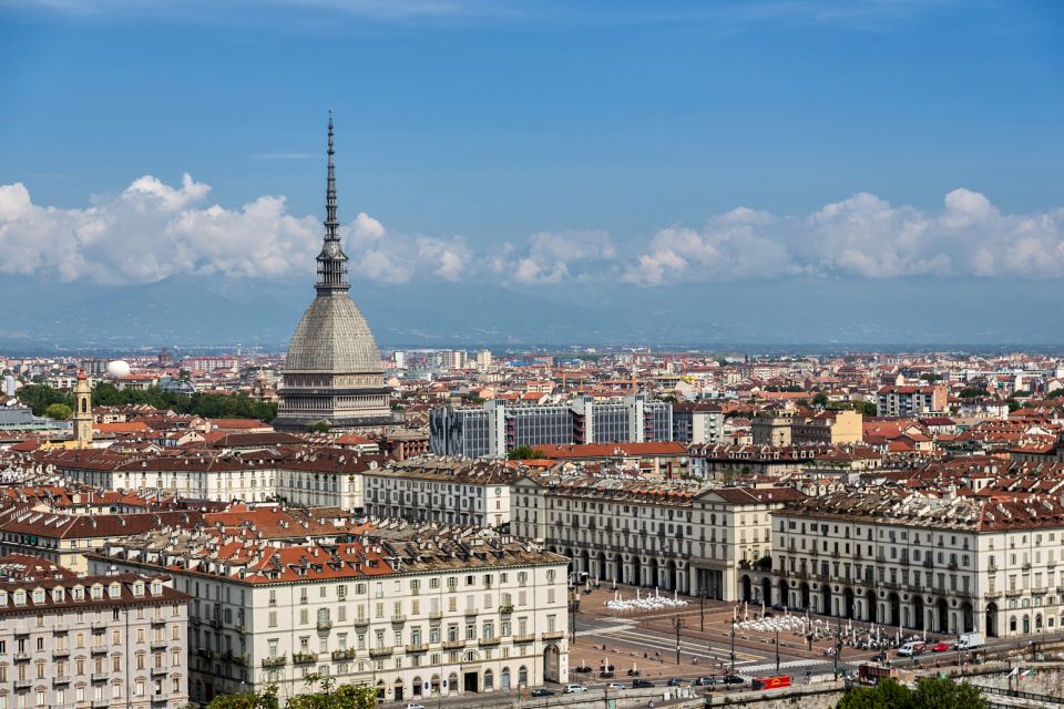 Turin: Torino+Piemonte 24-Hour City Card - Castles, fortresses, and medieval mood: Borgo e Rocca plus Rivoli Castle