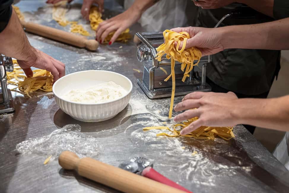 Tuscan Cooking Course with Florence Central Market Visit - Lunch With Drinks (and Tuscan Wine): Eat It While It’s Fresh