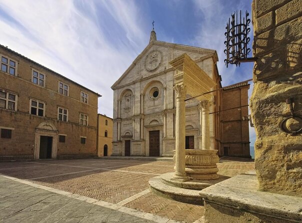 Tuscany Wine & Hills from Siena - Small Group - Stop 1 in the Big Picture: Pienza and the Pecorino Thread