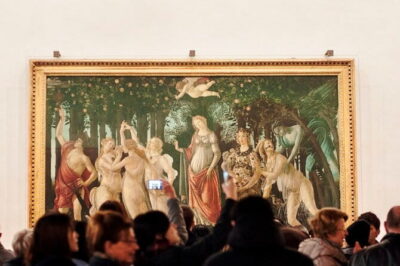 Uffizi Gallery Entrance Ticket with Priority Access - Ticket pickup: what the assistant actually does