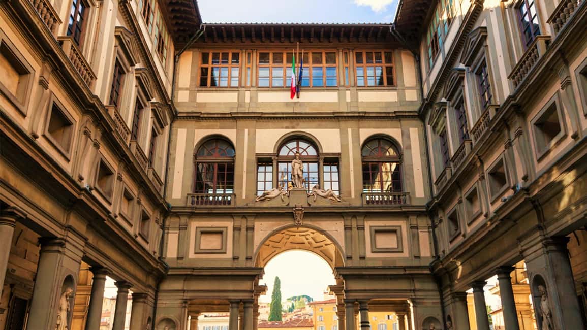 Uffizi Gallery: Small Group Guided Tour with Skip-the-Line - How the Rooftop Finish Changes the Whole Experience