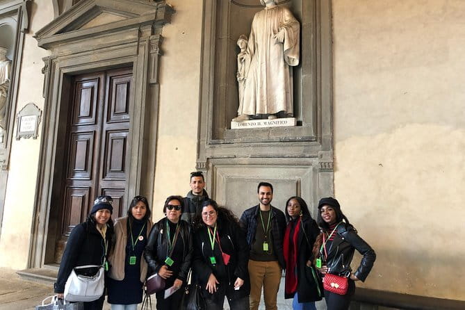 Uffizi Gallery Small Group Tour with Guide - Meeting on Via dei Castellani: a simple start in central Florence