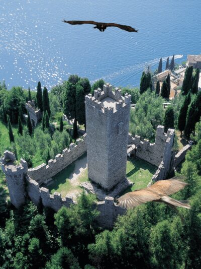 Varenna: Castello di Vezio Entry Ticket - Getting There: the Steep Walk Up to the Tower