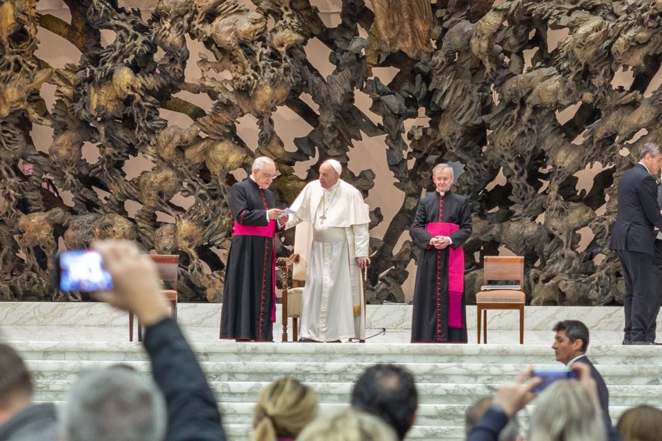 Vatican City: Papal Audience, Sistine Chapel, & Vatican Tour - St. Peter’s Square: Photos, Meaning, and Room to Breathe
