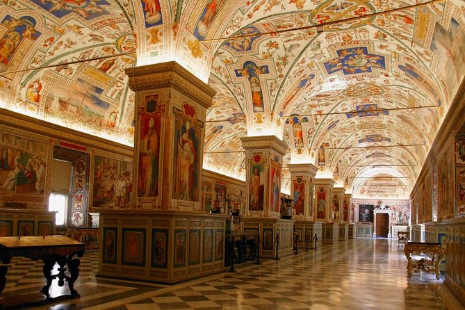 Vatican City Private Tour: Vatican Museums Sistine Chapel and Vatican Basilica - Tour Style: What Your Guide Brings to the Rooms