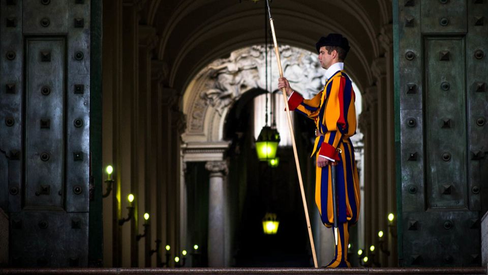 Vatican Museum and Sistine Chapel Tour - Panoramic Views of Vatican City: A Breather Between Masterpieces