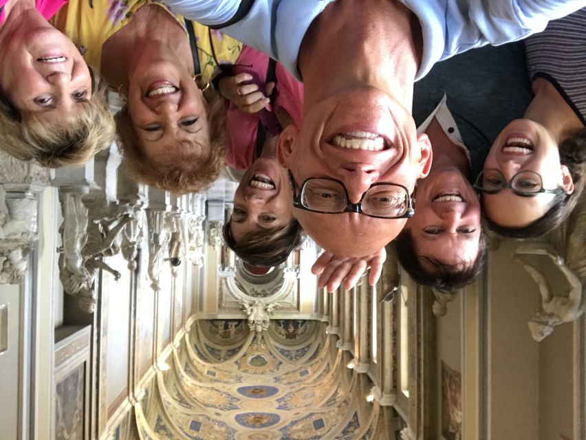 Vatican Museums: Sistine Chapel and St. Peter's Tour - Meeting at Giuly’s Café and getting your bearings