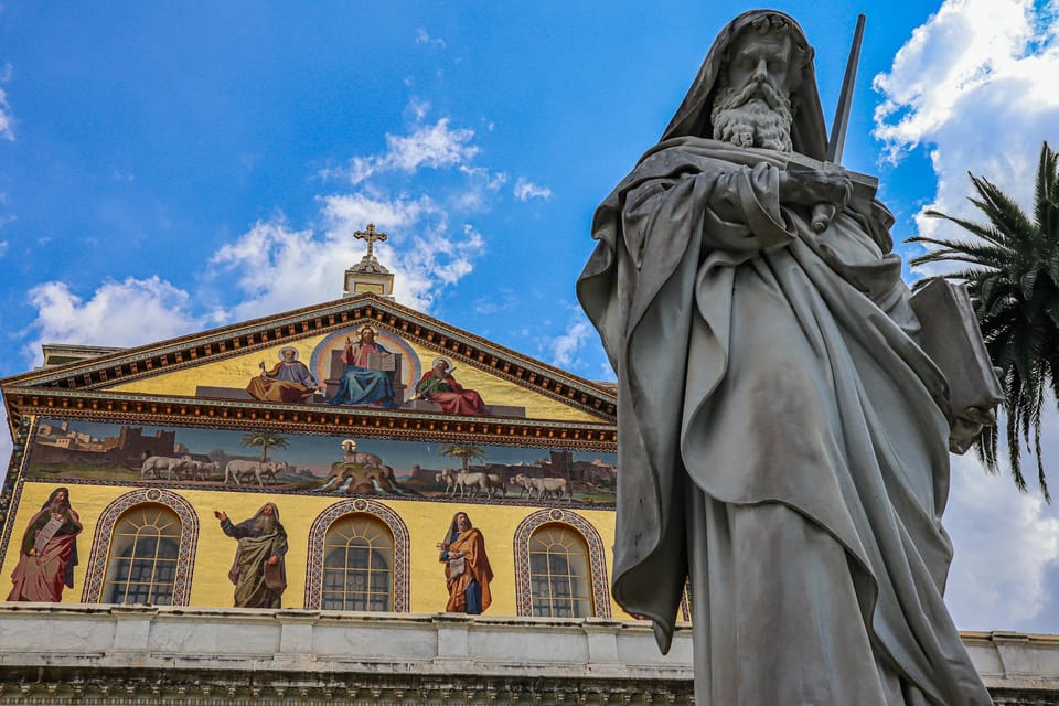 Vatican: Pope Francis Tomb and Papal Basilicas Tour - Santa Maria Maggiore: Pope Francis tomb and the Holy Crib in one stop