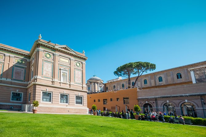 Vatican VIP Early Entrance 8:00 AM - Sistine Chapel: your pace matters, but follow the rules