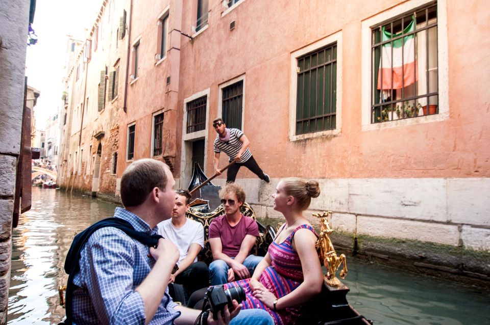 Venetian Private Sandolo tour - Should You Book This Venetian Private Sandolo?