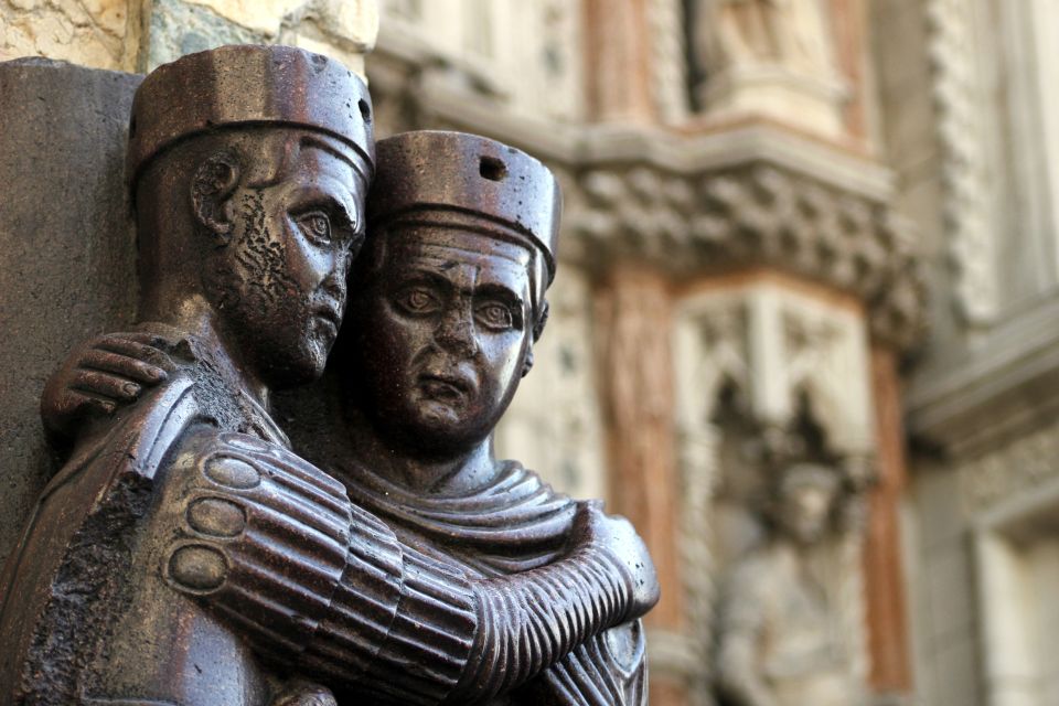 Venice: 1-Hour The Doge's Palace Tour - Piazza San Marco: the briefing that makes the palace click