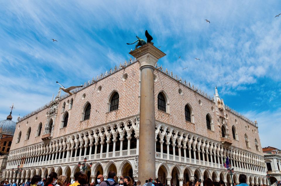 Venice: 1-Hour The Doge's Palace Tour - Tintoretto’s giant oil painting: art that changes your pace