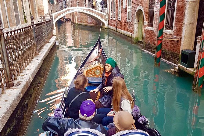 Venice: 30 min private Gondola Ride with Guide - Timing and duration: what 30 minutes really means