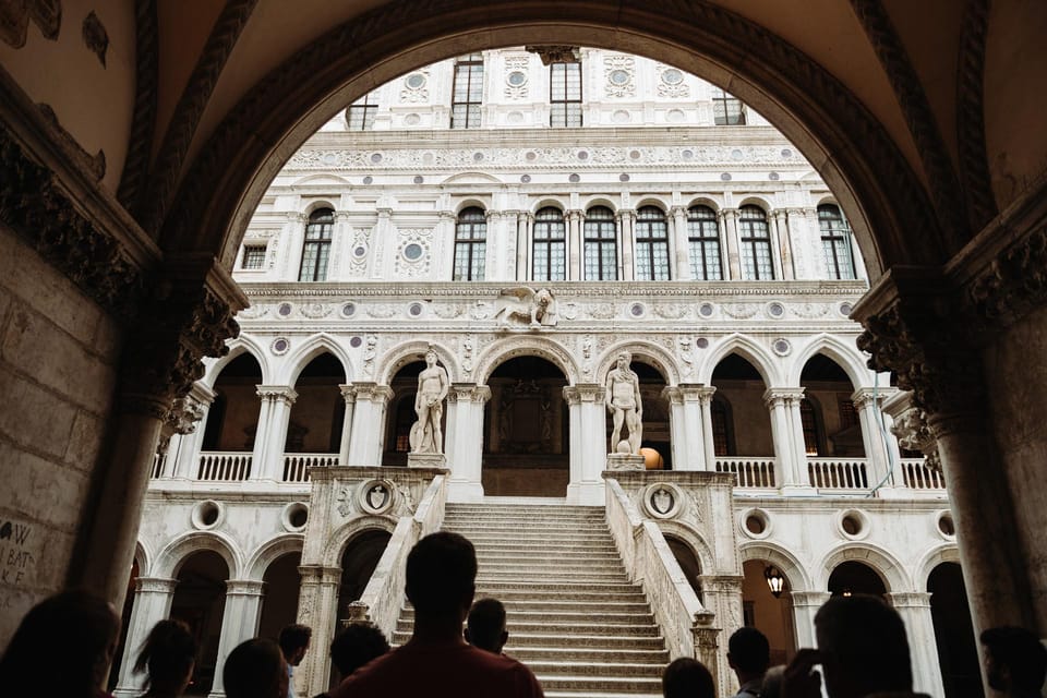 Venice: After-Hours St. Mark’s & Doge's Palace VIP Tour - Bridge of Sighs and the prisons: romance meets reality