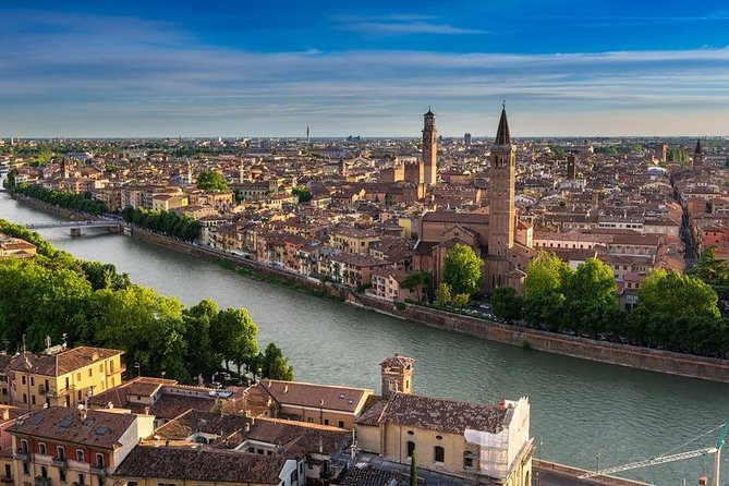Venice and Verona Full Day Tour by Train from Milan - Verona Walk: Juliet, Castelvecchio, and the Roman-Forum Square