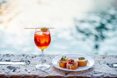 Venice Bacaro Food Tour: Eat and Drink like a Venetian - Getting oriented: meeting at Campo Santo and Colleoni’s shadow