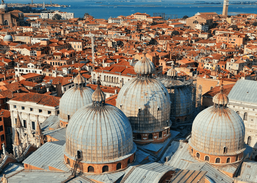 Venice: Bell Tower & St Mark's Square History Gallery Ticket - VR inside the office: Piazza San Marco through multiple centuries