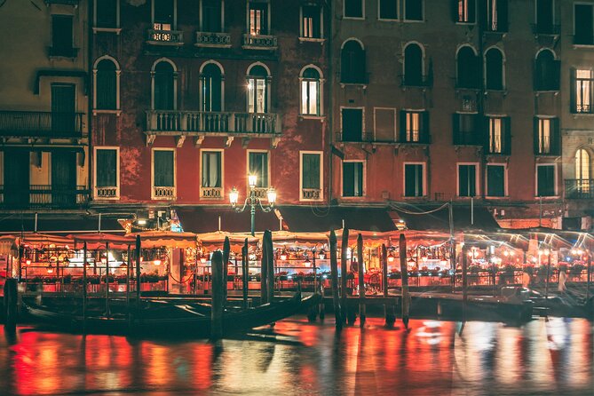 Venice by Night: Highlights & Hidden Gems Tour - Venice by Night: What changes when the crowds thin out