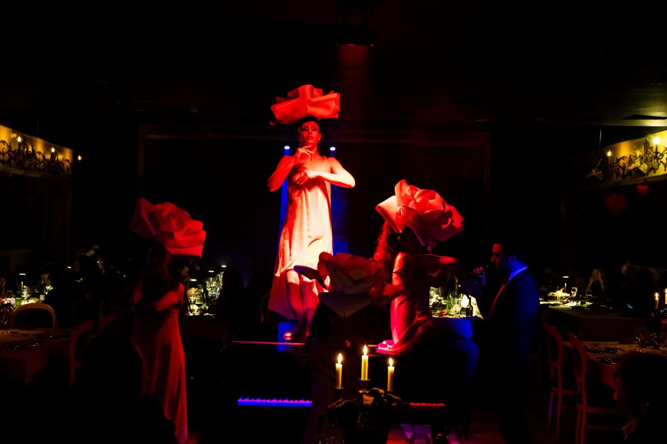 Venice: Cabaret Dinner Show - Baroque Theatre Details and Dress Code Rules