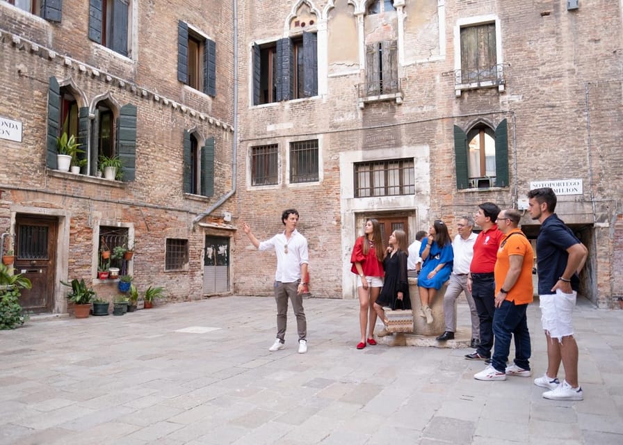 Venice: City Center Historical Guided Walking Tour - Calli and Campi: The Narrow Streets That Teach You Venice Faster